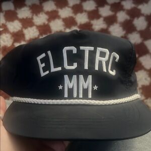 Electric Snapback